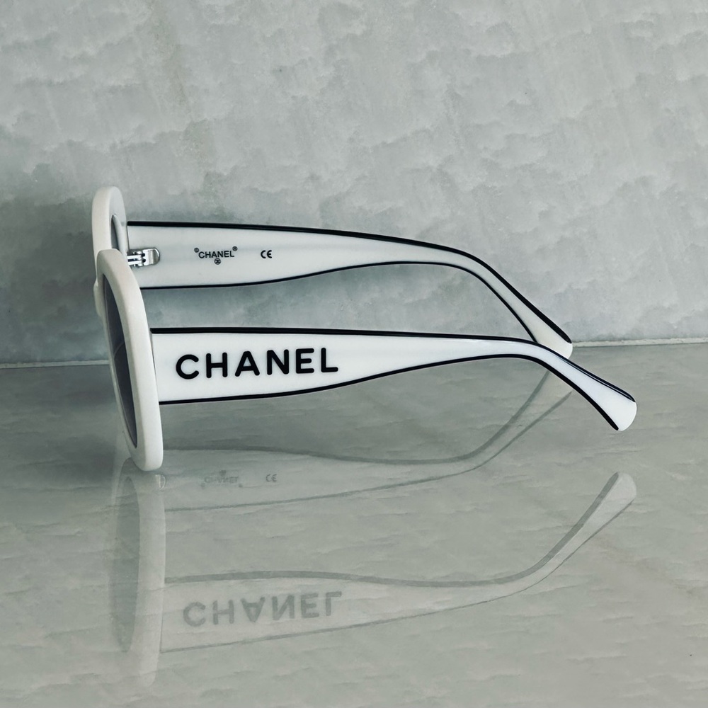CHANEL Black and White Sunglasses 71414A White Rare - Picture 3 of 11
